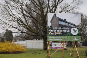 Oranjewijk Veldhoven: Groot onderhoud. Schilderwerk en beglazingswerkzaamheden